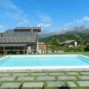 La Corte With Amazing Pool And Garden Colico